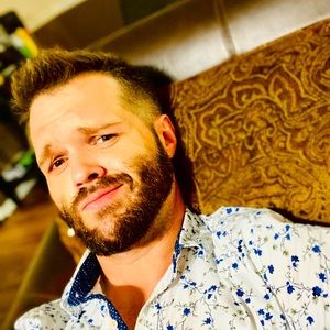 Meet your Posher, Jonathan